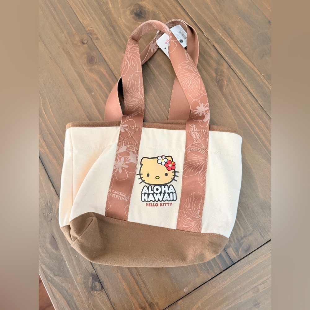 Aloha Hawaii Hello Kitty Tote ABC Store - Picture 3 of 3